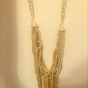 Kendra Scott thick gold evening drop necklace